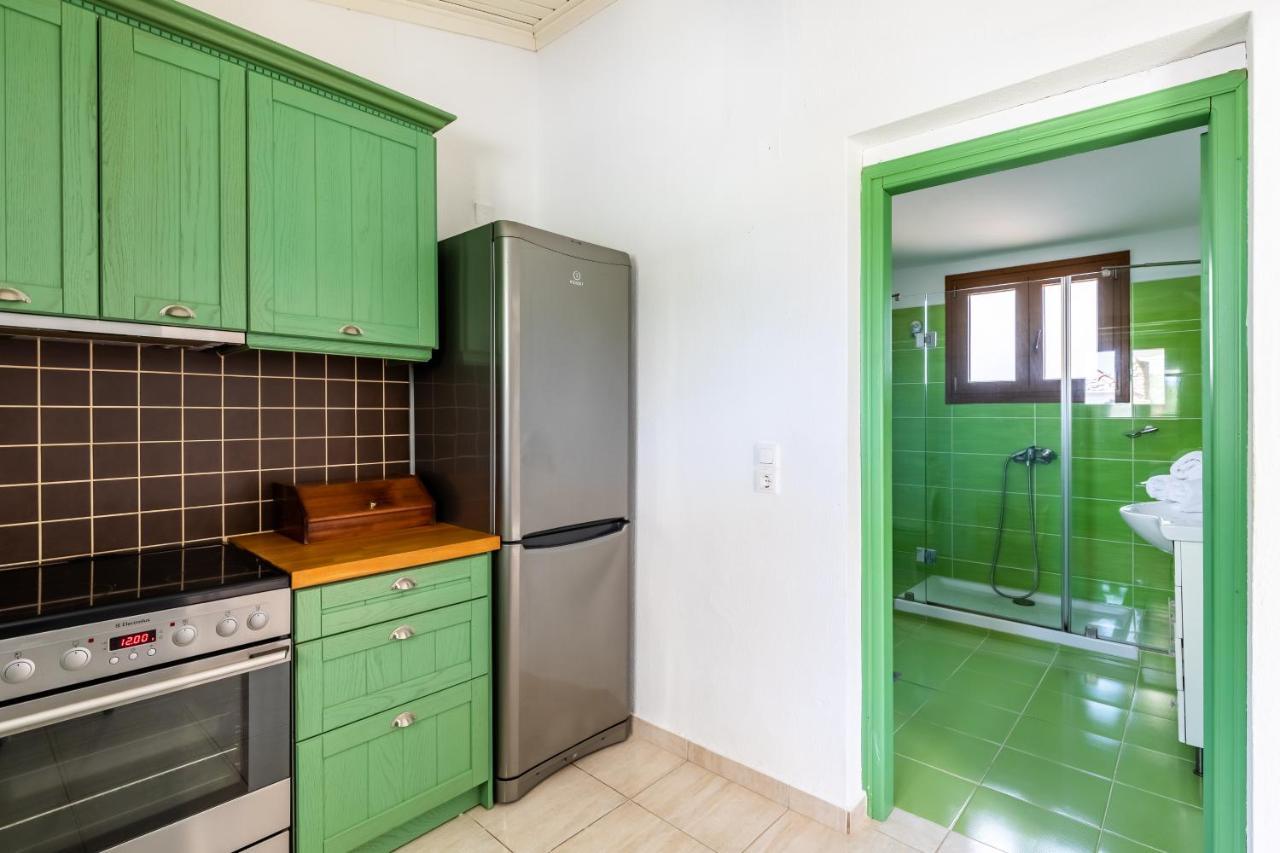 Villa Fotini Kalivi In Raches Panormos  ภายนอก รูปภาพ