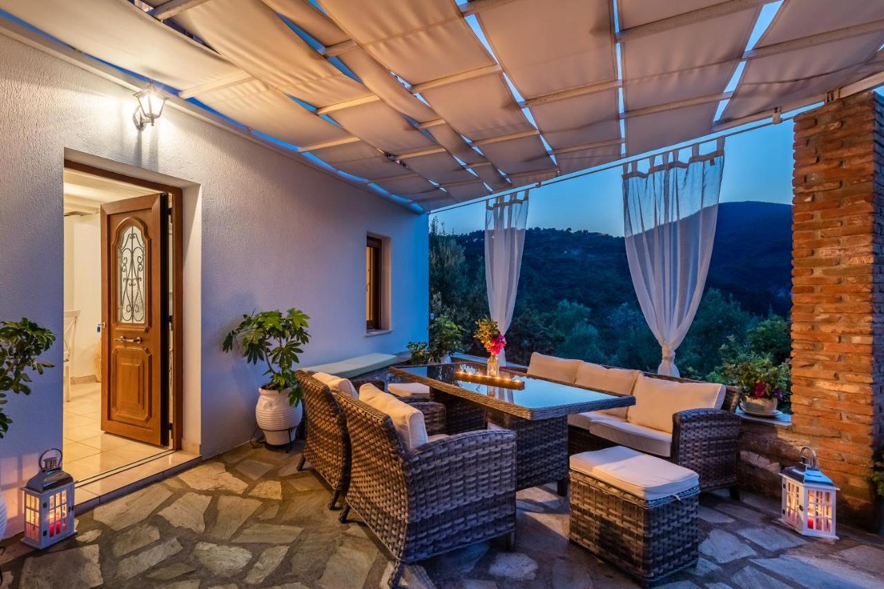 Villa Fotini Kalivi In Raches Panormos  ภายนอก รูปภาพ
